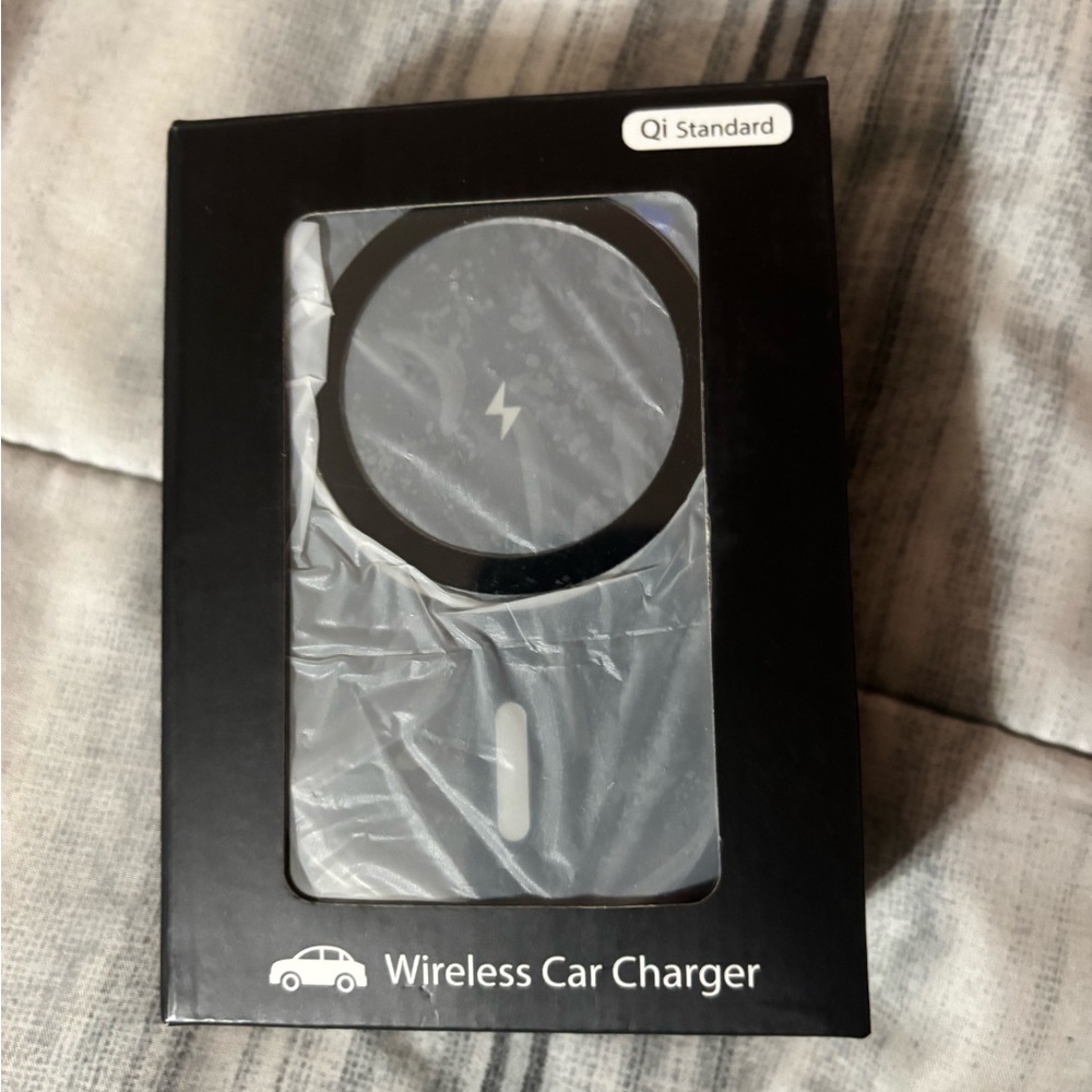 Black Wireless Car Charger